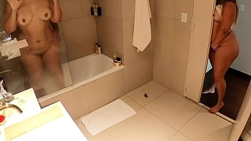 I Touch Myself Watching A Couple Fucking In The Shower